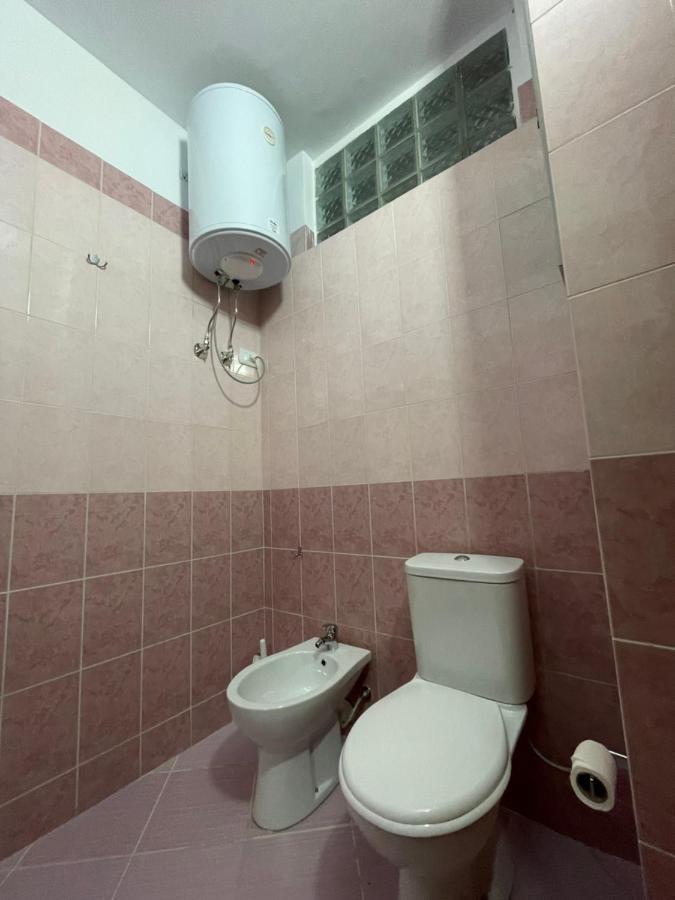 The Sunset Apartment Vlorë Esterno foto